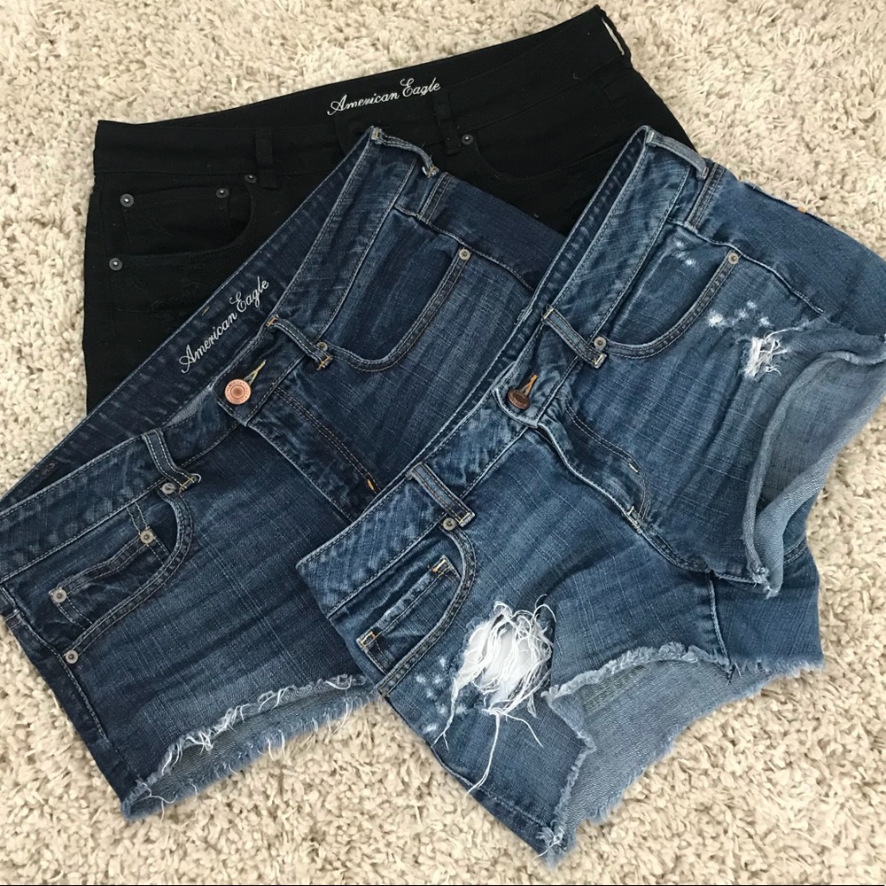 American Eagle 🦅 DISTRESSED shorts bundle Size 12